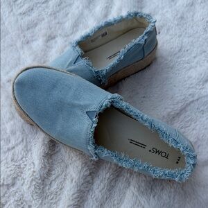 TOMS Light Blue Frayed Canvas Espadrille Slip-On